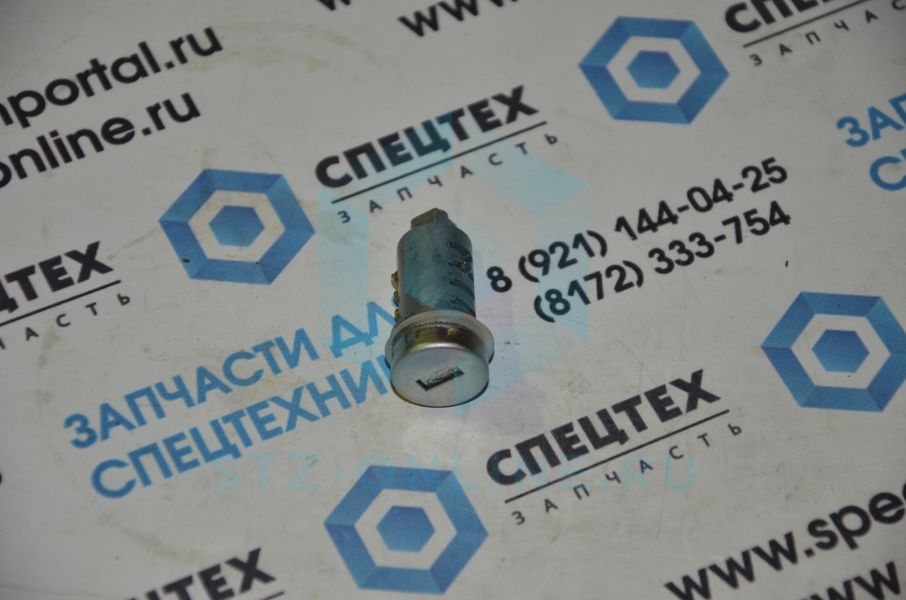 Личинка замка двери 15164333